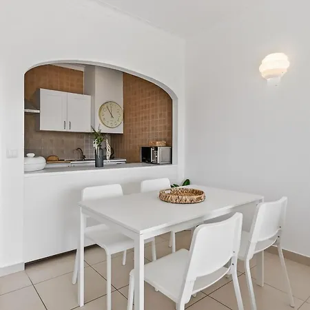 Modern 1bdr Flat With Pool In By Lovelystay Apartment Albufeira